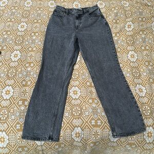 Abercrombie & Fitch 90s Straight Ultra High Rise stonewashed jeans, 27 - NWOT